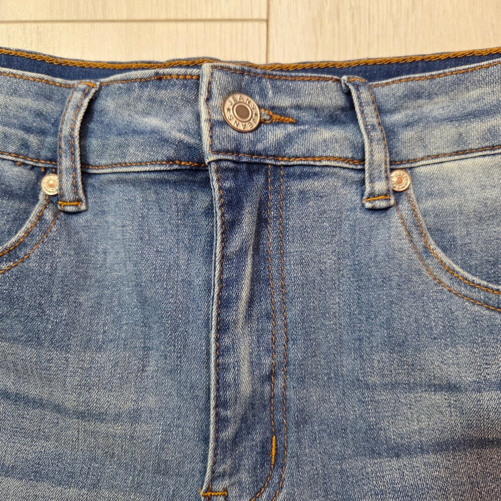 Amazon Denim Shorts Womens 28-6 Cutoff Frayed Ripped Jeans Mini Medium Wash - Picture 7 of 9